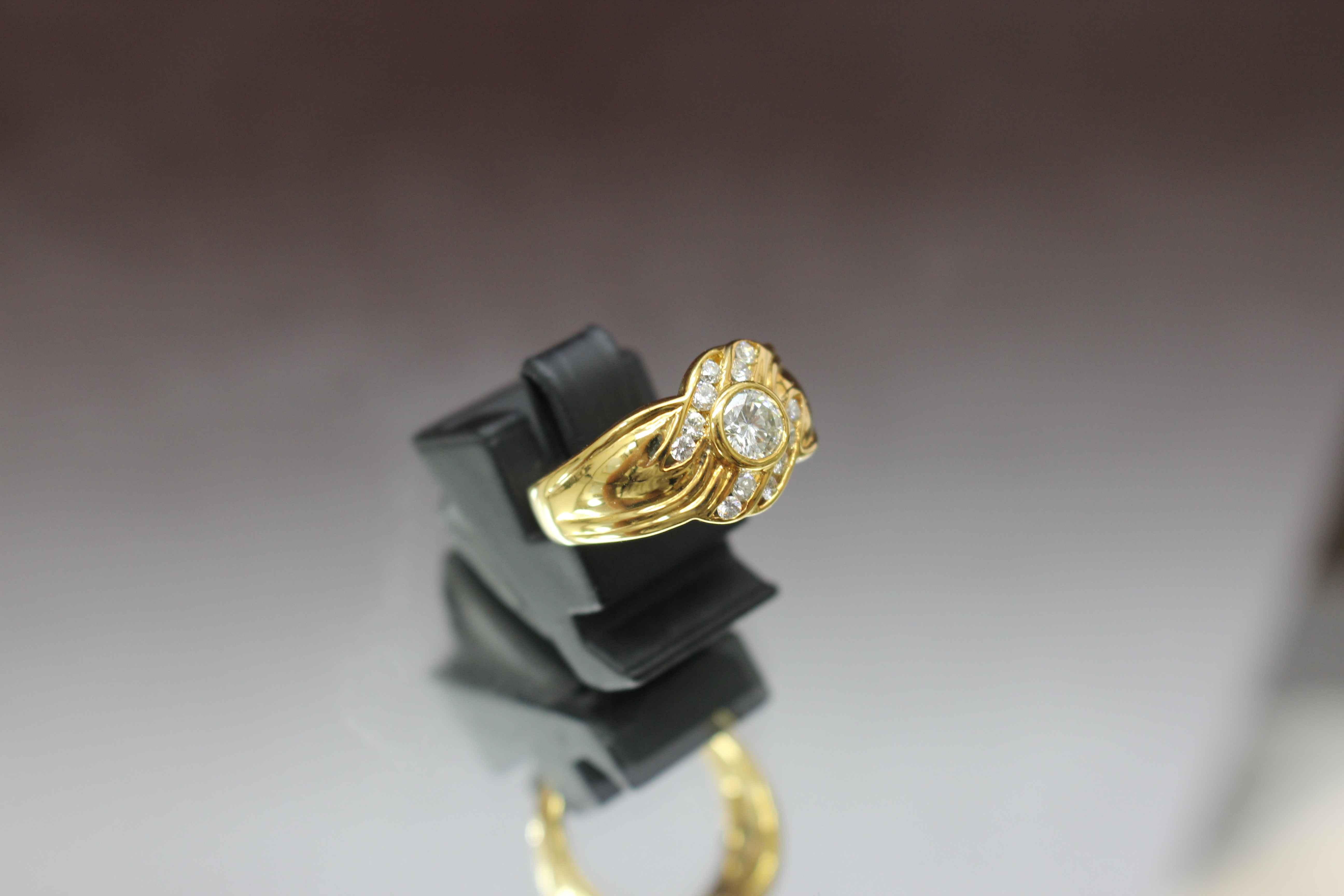 0.33ct 造型18K金淑女鑽戒台