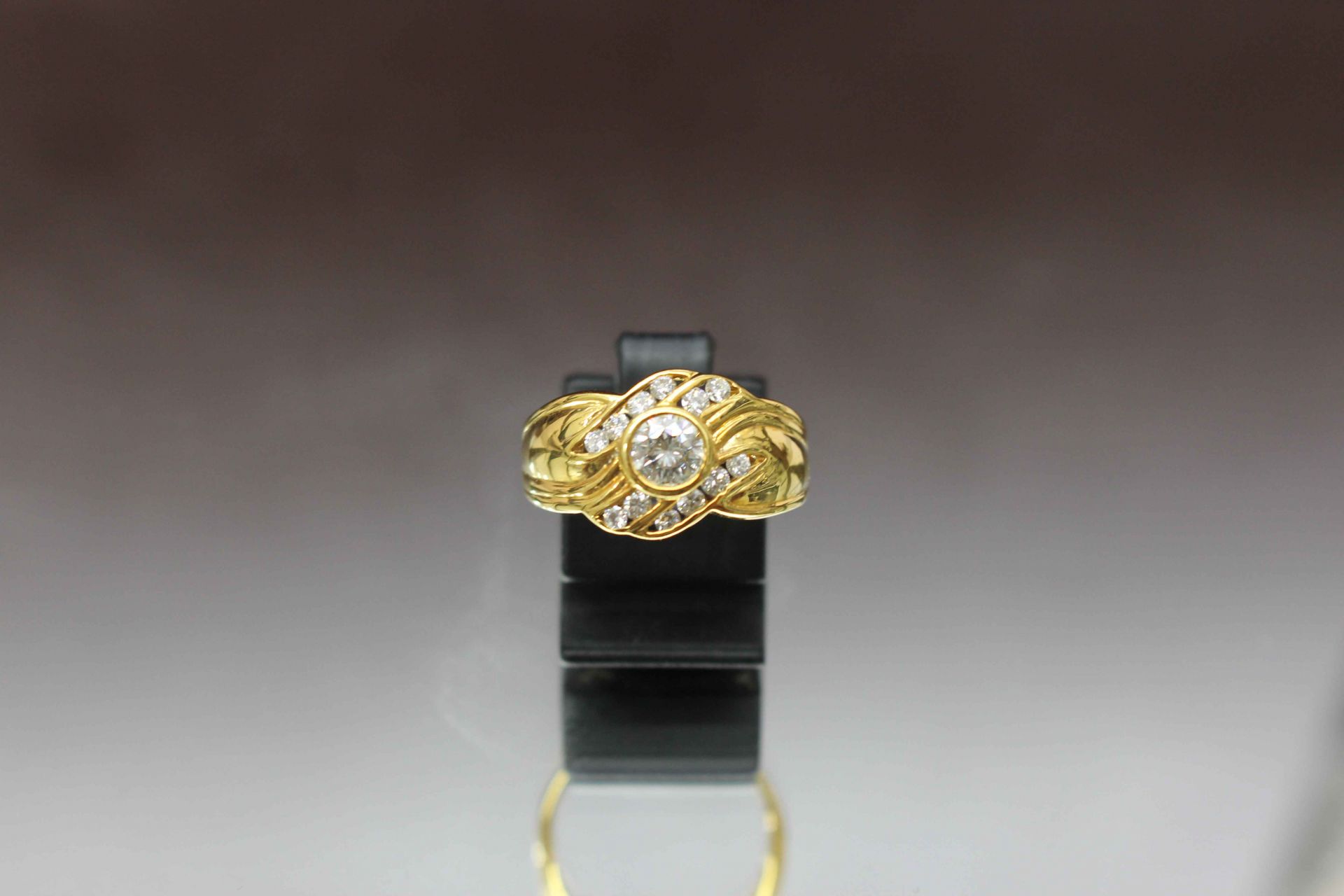 0.33ct 造型18K金淑女鑽戒台